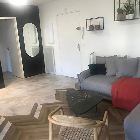 Moderne & - 1 - Garage Prive